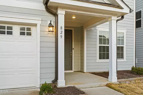 Exterior - 829 Summit Crest Ct, Apex, NC 27523 photo 3 of 5