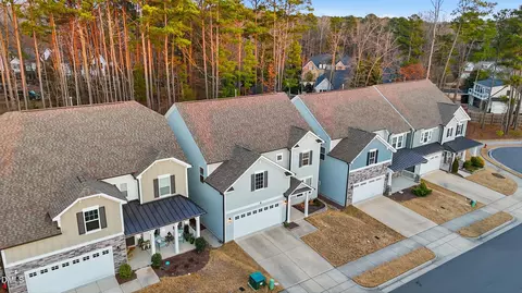 View/Area - 829 Summit Crest Ct, Apex, NC 27523 photo 3 of 6