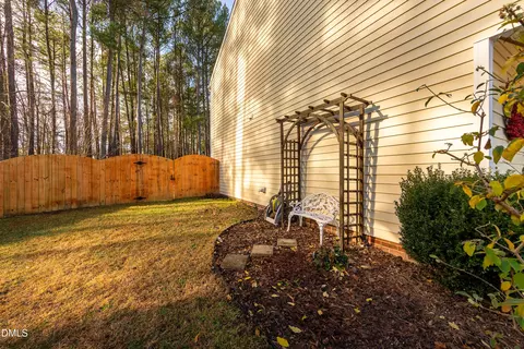 8305 Eel Ct, Raleigh, NC 27616 photo 37