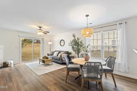 907 Savin Lndg, Knightdale, NC 27545