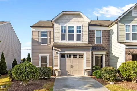 1049 Laceflower Dr, Durham, NC 27713