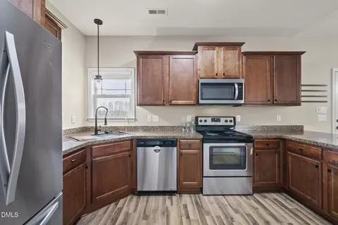 Kitchen - 146 Cider Ct, Benson, NC 27504 photo 4 of 4
