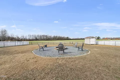 Exterior - 146 Cider Ct, Benson, NC 27504 photo 5 of 12