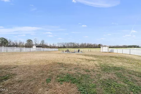 Exterior - 146 Cider Ct, Benson, NC 27504 photo 4 of 12