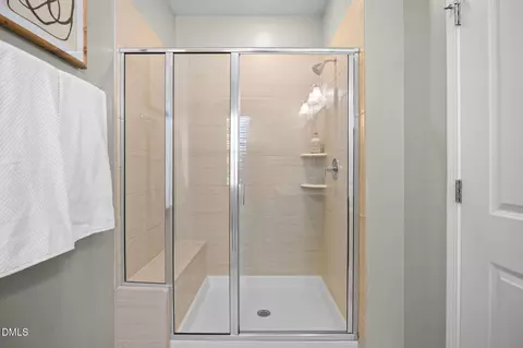 Bath - 6141 Beale Loop, Raleigh, NC 27616 photo 2 of 4