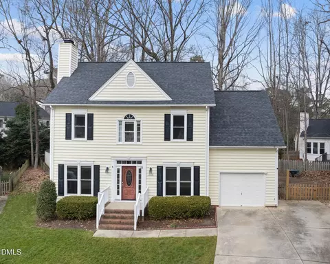 3105 Benton Cir, Raleigh, NC 27615