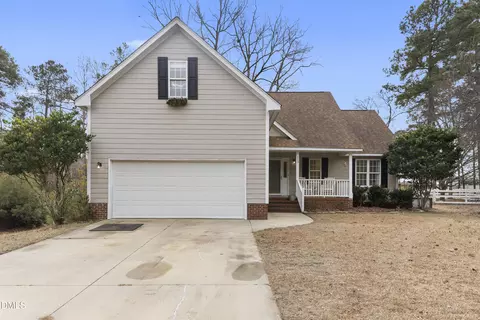 113 Zane Dr, Raeford, NC 28376