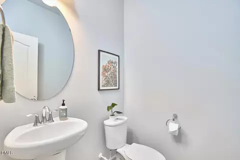Bath - 1508 Stone Rd, Durham, NC 27703 photo 1 of 3