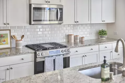 Kitchen - 1508 Stone Rd, Durham, NC 27703 photo 5 of 7