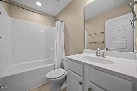 1142 Metropolitan Dr, Durham, NC 27713 photo 30