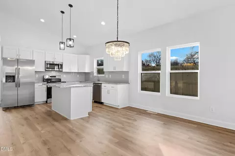 236 Hazel Dr, Burlington, NC 27217
