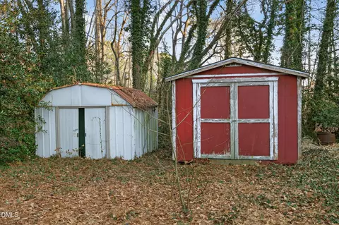 Exterior - 10000 Kennebec Rd, Willow Spring, NC 27592 photo 5 of 9