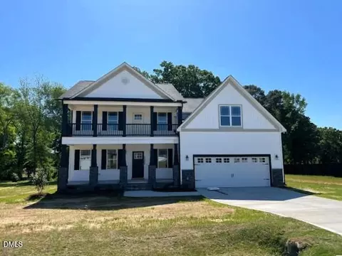 826 Olive Branch Dr, Smithfield, NC 27577