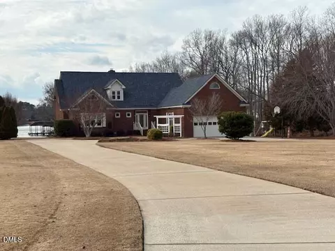 6303 Pointe Ln, Rocky Mount, NC 27803