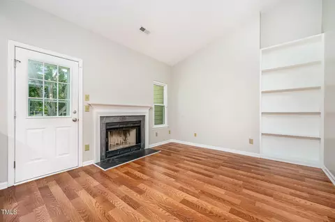 6 Blake Ct, Durham, NC 27712 photo 5