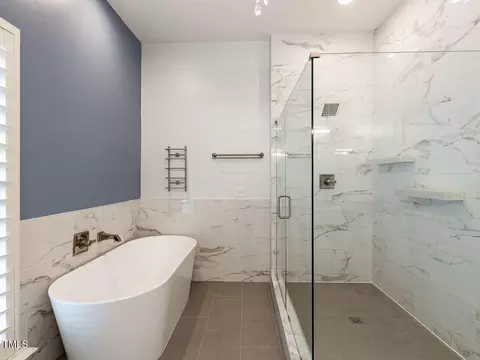 Bath - 314 Gray Ave, Durham, NC 27701 photo 3 of 4