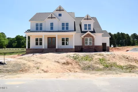 160 Broadleaf Ln, Youngsville, NC 27596