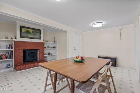 Dining - 315 Smith St, Vass, NC 28394 photo 2 of 3