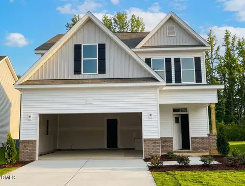 240 Cordgrass Ct, Smithfield, NC 27577