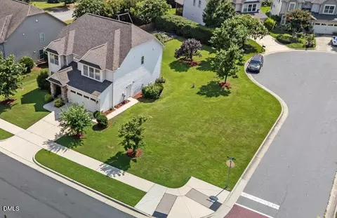 4007 Strendal Dr, Cary, NC 27519