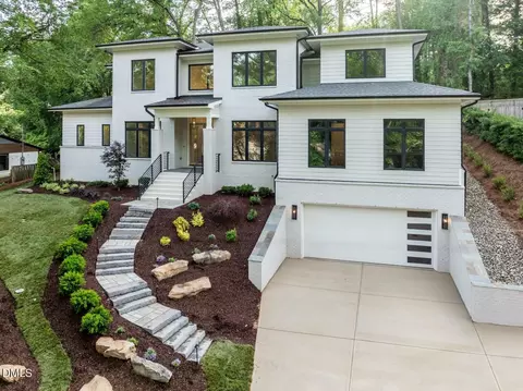 3521 Brook Dr, Raleigh, NC 27609