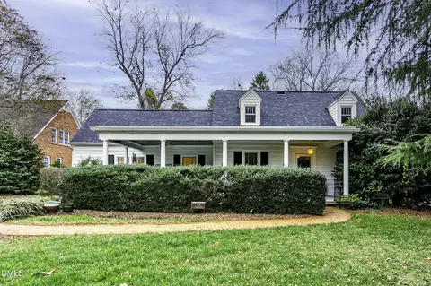 123 W Queen St, Hillsborough, NC 27278