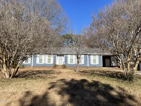 6112 Countryview Ln, Raleigh, NC 27606