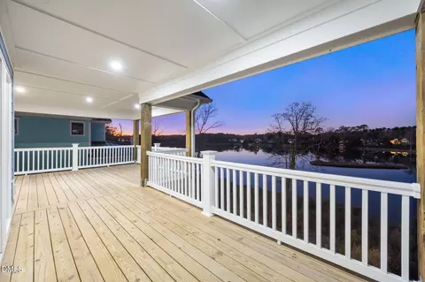 Exterior - 13 E Cannon Cv, Hampstead, NC 28443 photo 12 of 17