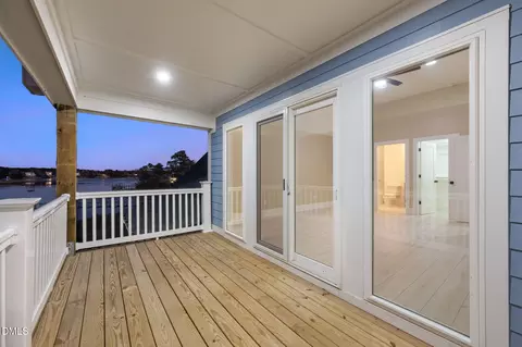 Exterior - 13 E Cannon Cv, Hampstead, NC 28443 photo 13 of 17