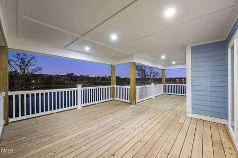 Exterior - 13 E Cannon Cv, Hampstead, NC 28443 photo 11 of 17