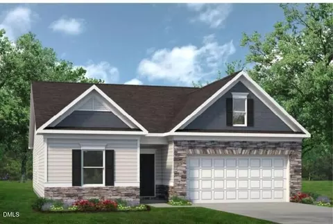 1656 Elk Run Dr, Fayetteville, NC 28312