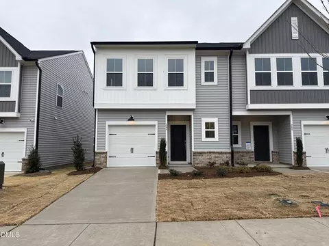 206 Flagstone Way, Wilsons Mills, NC 27520