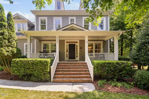228 Grantwood Dr, Holly Springs, NC 27540
