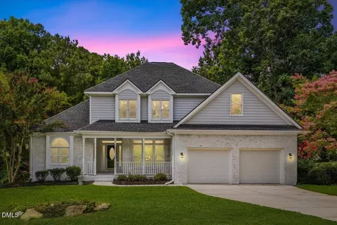22 Lafoy Dr, Clayton, NC 27527