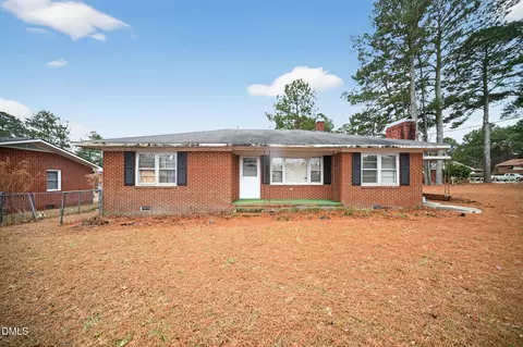803 W Church St, Williamston, NC 27892