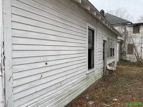 431 Charles St, Henderson, NC 27536 photo 2