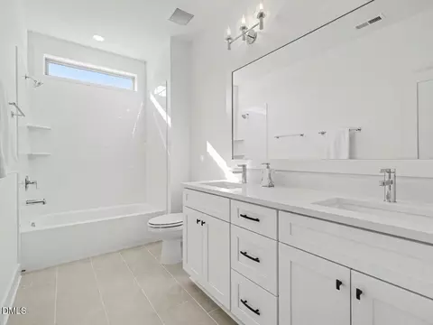 Bath - 2312 Broad St, Durham, NC 27704 photo 7 of 8