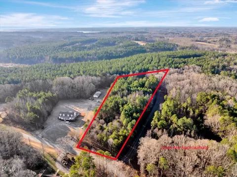 279 Large Mouth Ln, Clarksville, VA 23927