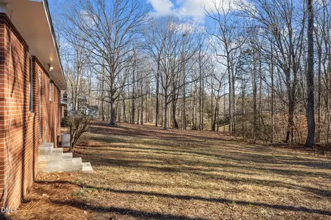 122 Ridgecrest Dr, Warrenton, NC 27589 photo 11