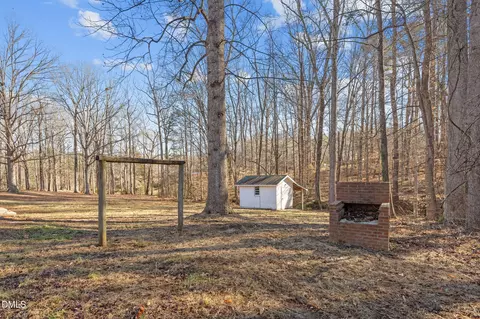 122 Ridgecrest Dr, Warrenton, NC 27589 photo 8