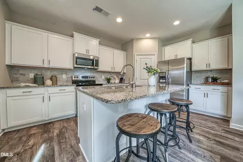 2304 Broad St, Durham, NC 27704 photo 3