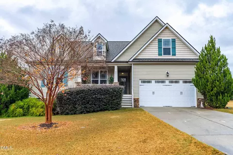 71 Suzanne Dr, Angier, NC 27501