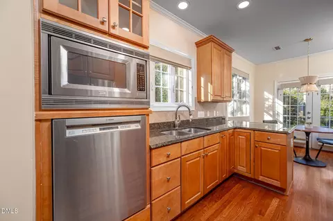 Kitchen - 2 Abernathy Dr, Chapel Hill, NC 27517 photo 1 of 3
