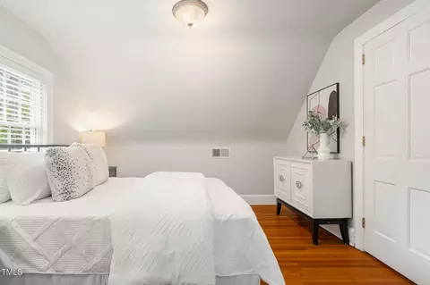Bedroom - 406 E Markham Ave, Durham, NC 27701 photo 5 of 7