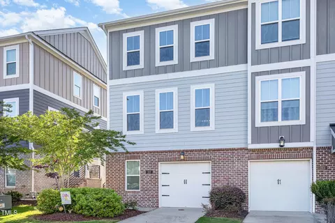 217 Jones Hill Rd, Holly Springs, NC 27540