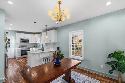 Dining - 820 Kent St, Durham, NC 27701 photo 2 of 4