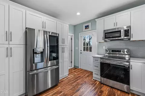 Kitchen - 820 Kent St, Durham, NC 27701 photo 2 of 6