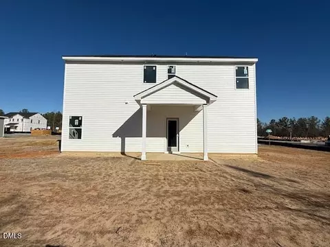 15 Utah Ct, Spring Lake, NC 28390 photo 3