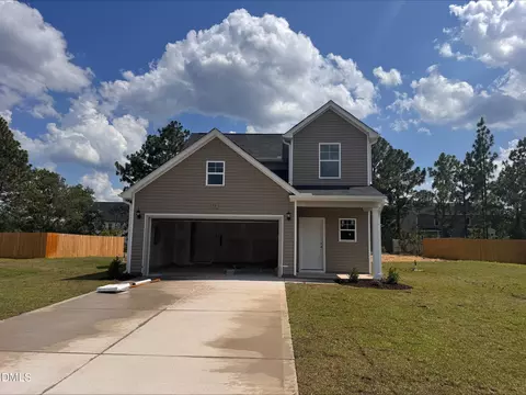 73 Utah Ct, Spring Lake, NC 28390