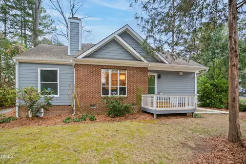 300 W Poplar Ave, Carrboro, NC 27510